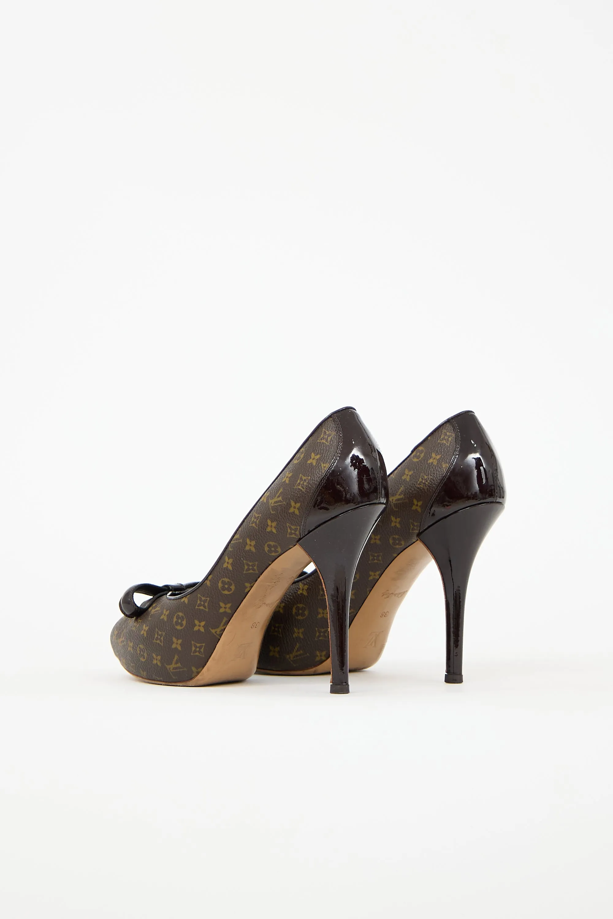 2010 Monogram Canvas Malibu Heel