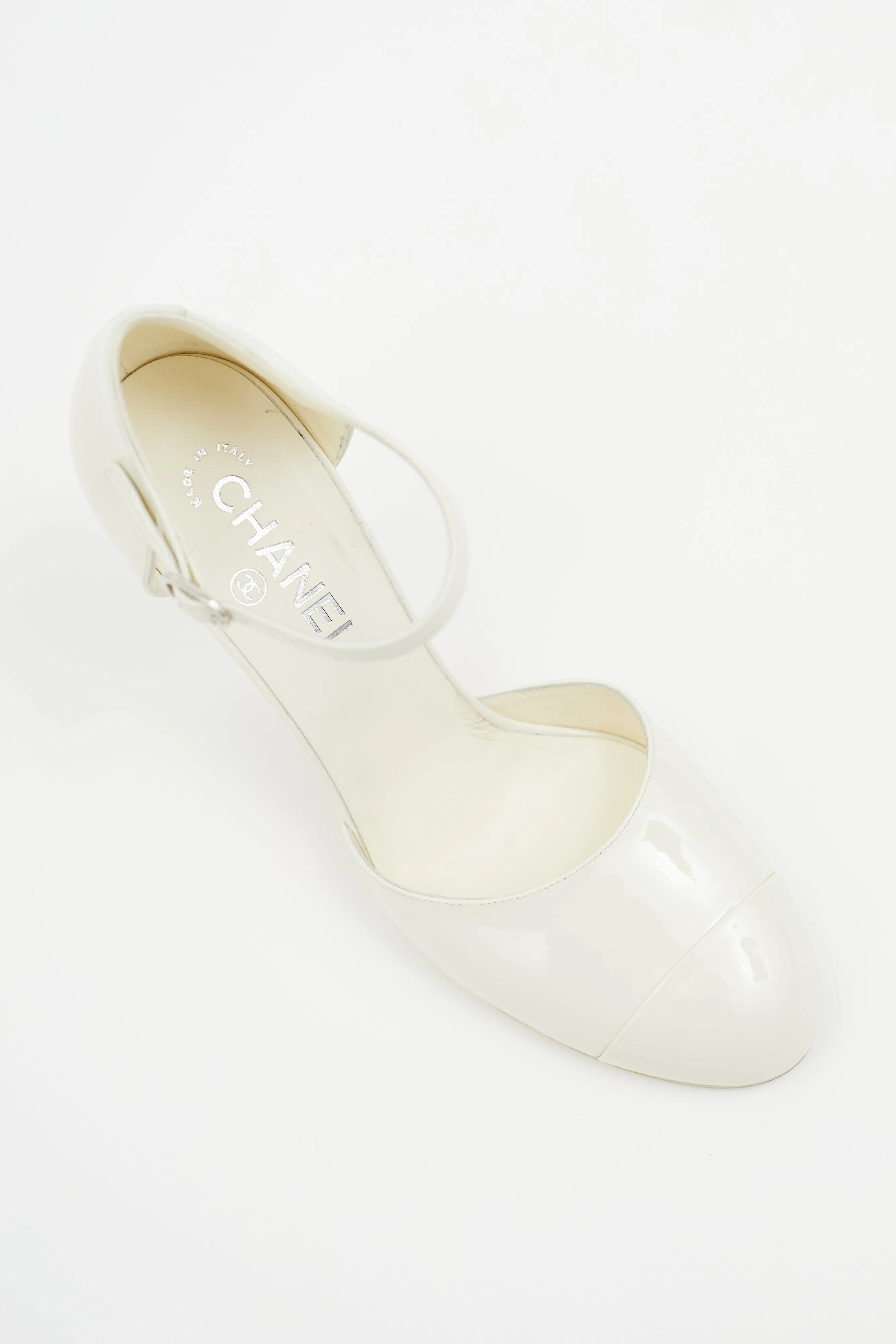 2022 Cream Patent Leather CC Logo Ankle Strap Pump