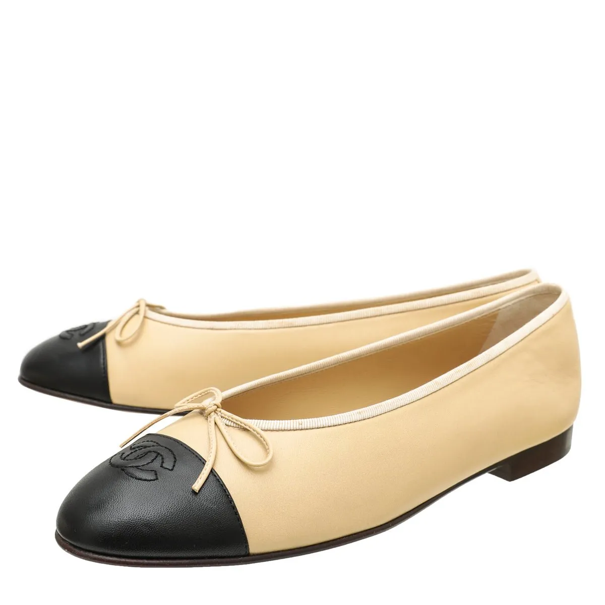 Chanel Bicolor CC Cap Toe Bow Flat Ballerina 42