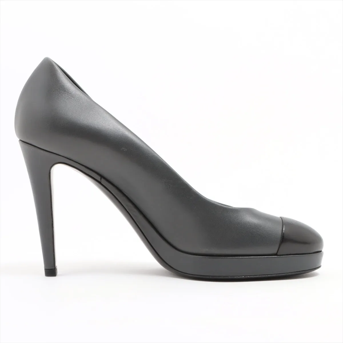 Chanel Coco Leather Pump 38C  Black X Grey G30389