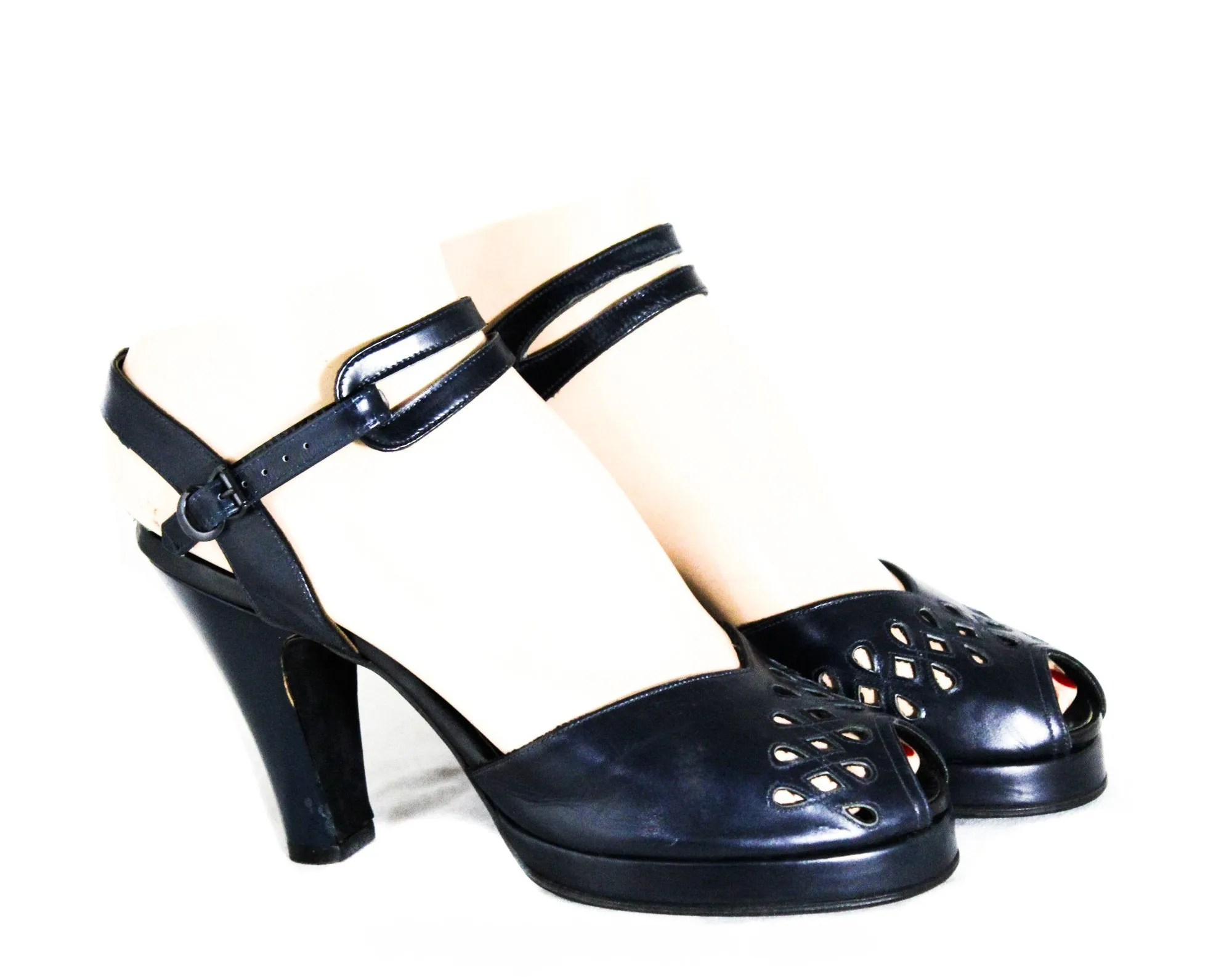 Size 5 1940s Peep Toe Shoes - Open Toe Navy Blue Leather Heels with Ribbon Candy Eyelet Cutwork - 40's Pin Up Pumps - 40s NOS Deadstock