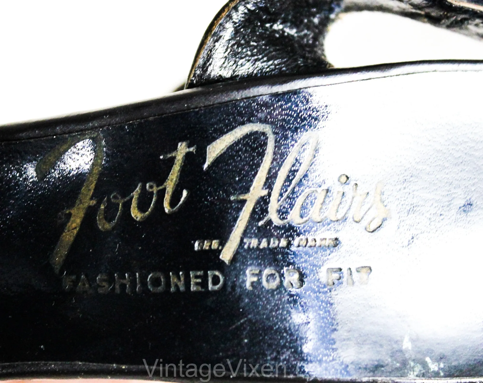 Size 5 1940s Peep Toe Shoes - Open Toe Navy Blue Leather Heels with Ribbon Candy Eyelet Cutwork - 40's Pin Up Pumps - 40s NOS Deadstock